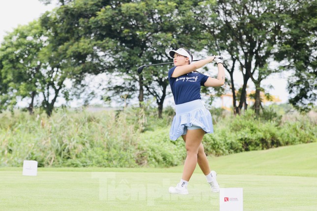 Cặp đôi golfer - caddie đặc biệt trong Giải Vô địch Golf Quốc gia năm 2023 – Cúp VinFast ảnh 2