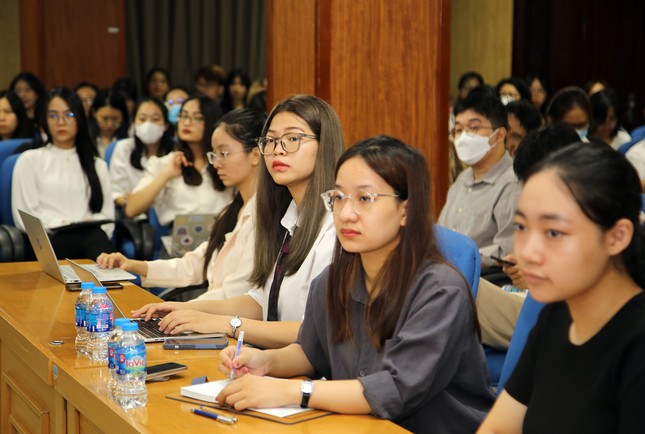 Hội nghị Nghị sĩ trẻ toàn cầu lần thứ 9: Nhiều hoạt động quảng bá Việt Nam ảnh 1