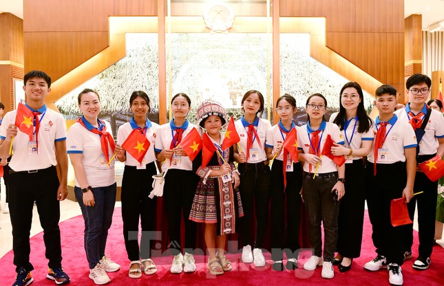 61 đại biểu dân tộc thiểu số dự Phiên họp giả định 'Quốc hội trẻ em' ảnh 5