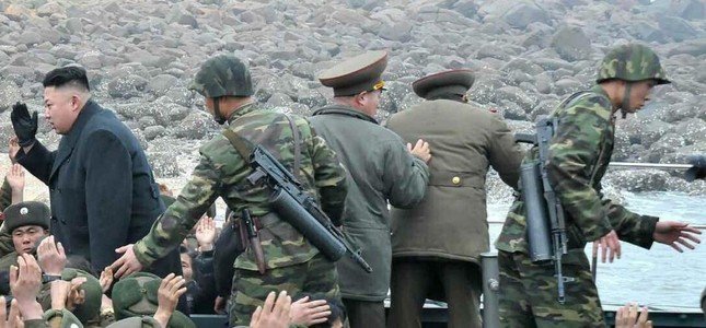 Những biến thể AK-47 kỳ dị trong quân đội Triều Tiên ảnh 1