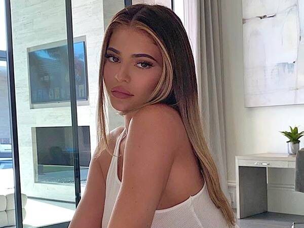 "Đột nhập" siêu biệt thự trị giá 36 triệu USD mới tậu của Kylie Jenner ảnh 1