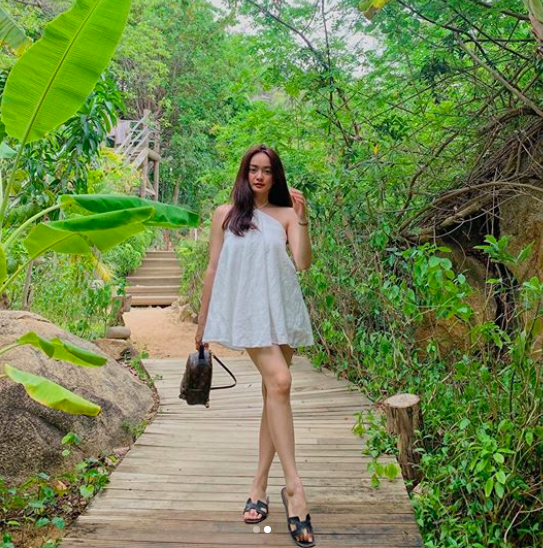 Hé lộ hình ảnh hồi bé của hot girl 10X xinh như mộng, khiến ai cũng sốc vì quá khác! ảnh 11