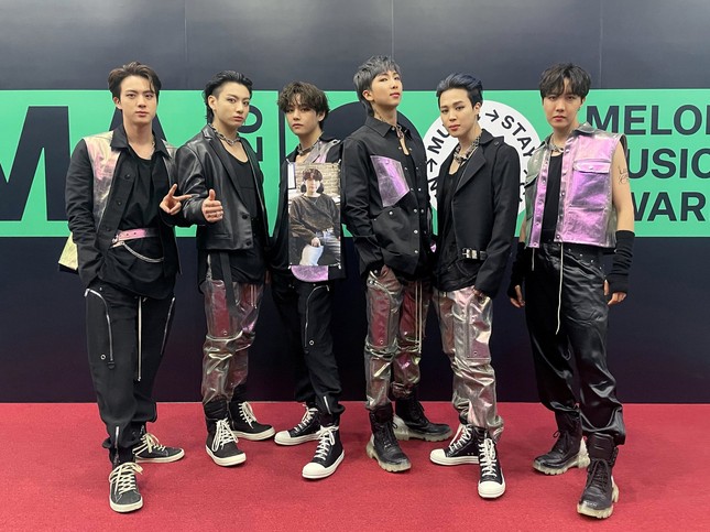 BTS càn quét mọi giải Daesang tại lễ trao giải MMA lần thứ 2 liên tiếp ảnh 2
