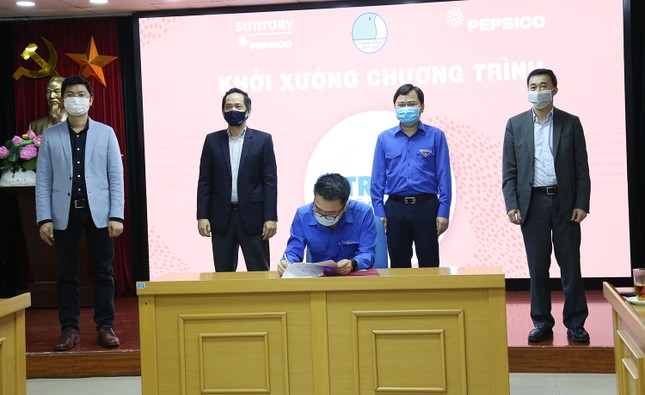 Khởi xướng chương trình “Triệu bữa cơm” cho người nghèo trong dịch COVID-19 ảnh 1