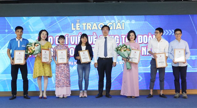 Những tác phẩm báo chí tạo được cảm hứng, sức lan toả về công tác Đoàn ảnh 2