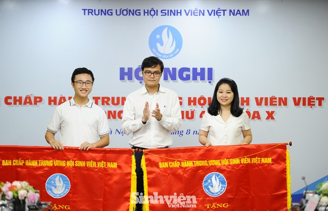"Đồng hành với sinh viên khởi nghiệp, lập nghiệp" ảnh 1