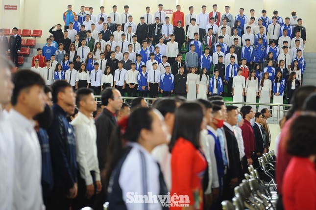 Trọng Hoàng, Bùi Tiến Dũng, Quế Ngọc Hải trở thành tân sinh viên ảnh 3