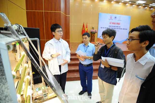 169 thí sinh tham dự vòng sơ khảo phía Bắc Hội thi Tin học trẻ toàn quốc ảnh 6