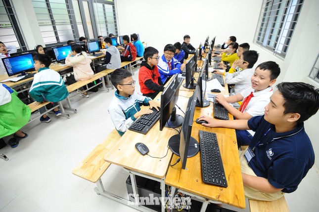 169 thí sinh tham dự vòng sơ khảo phía Bắc Hội thi Tin học trẻ toàn quốc ảnh 2