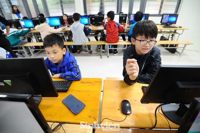 169 thí sinh tham dự vòng sơ khảo phía Bắc Hội thi Tin học trẻ toàn quốc ảnh 4