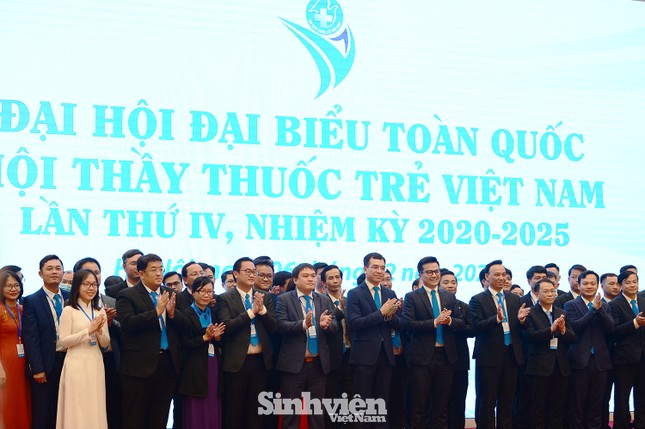 Anh Hà Anh Đức làm Chủ tịch Hội Thầy thuốc trẻ Việt Nam ảnh 2