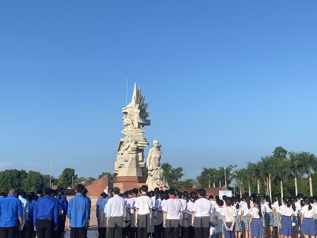 Long An phát động cao điểm Hành trình về địa chỉ đỏ ảnh 3