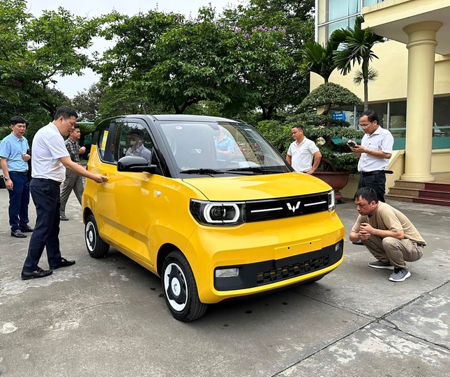Rò rỉ hình ảnh ô tô điện cỡ nhỏ sản xuất tại Việt Nam ảnh 1