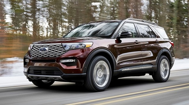 Ford triệu hồi SUV Explorer vì lỗi camera lùi ảnh 1