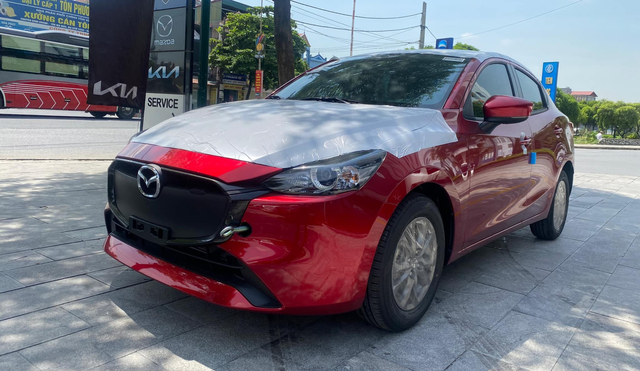 Mazda 2 bản nâng cấp cập bến thị trường Việt Nam ảnh 1