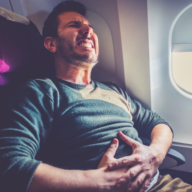 Những thói quen hành khách nên bỏ khi đi máy bay ảnh 1