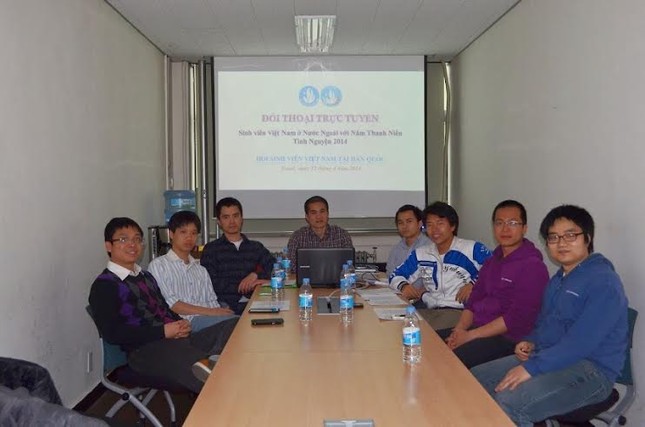 Giao lưu trực tuyến với sinh viên Việt Nam ở ngoài nước ảnh 36