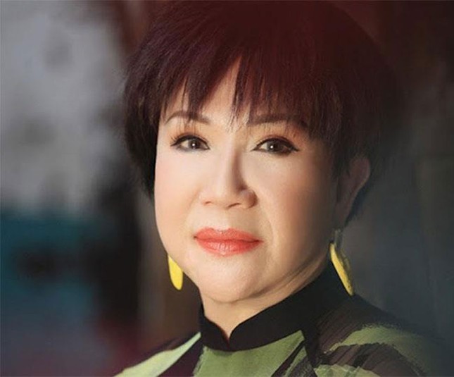 Danh ca Lệ Thu: 'Một đời ca sĩ hát trong buồn tênh' ảnh 4