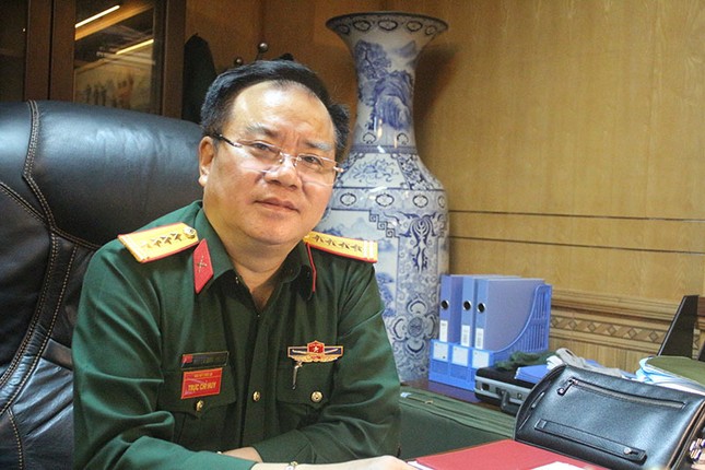 Hôn nhân hạnh phúc của NSND Quốc Trượng và vợ kém 13 tuổi ảnh 1