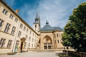 Luxembourg được thành lập vào năm nào?