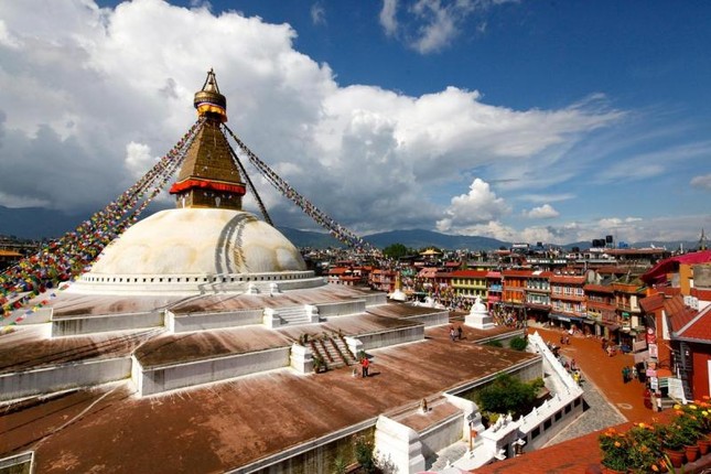 Nepal có biên giới giáp với các nước nào?