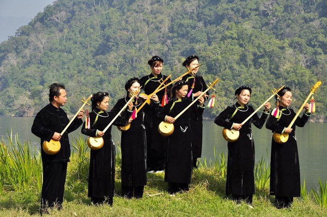Dân tộc nào đông dân thứ hai Việt Nam?