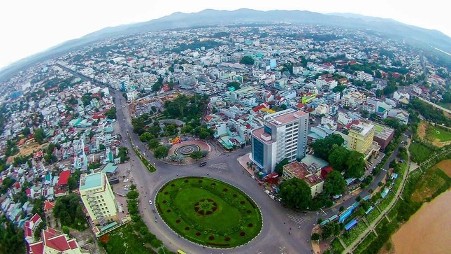 Tỉnh nào có đường biên giới với đồng thời hai nước Lào và Campuchia?