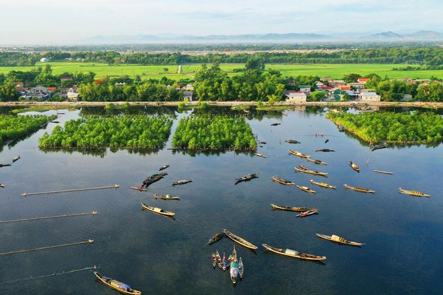 Tam Giang - Cầu Hai, đầm phá lớn nhất Đông Nam Á, thuộc tỉnh Thừa Thiên Huế? Điều này đúng hay sai?