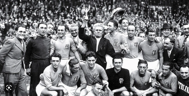 World Cup 1934 tổ chức tại Italy tăng thêm mấy đội tham dự?