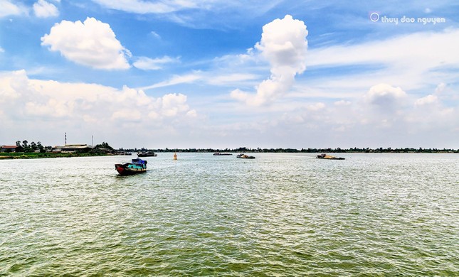 Con sông nào được xem là ngắn nhất Việt Nam?