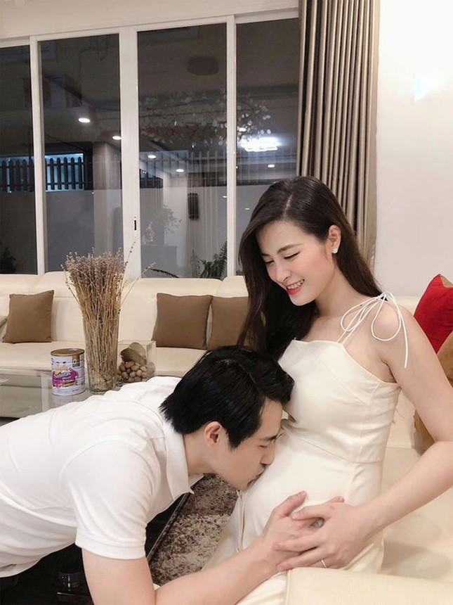 Ông Cao Thắng-Đông Nhi: 10 năm 'yêu là cưới', vẫn thấy tim rung động như ngày đầu ảnh 8