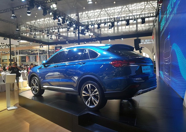 Xe nhái Lamborghini Urus có giá bán chỉ hơn 350 triệu đồng ảnh 2
