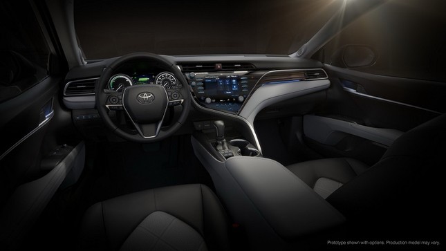Toyota công bố các phiên bản và mức giá cho Camry 2019 ảnh 3