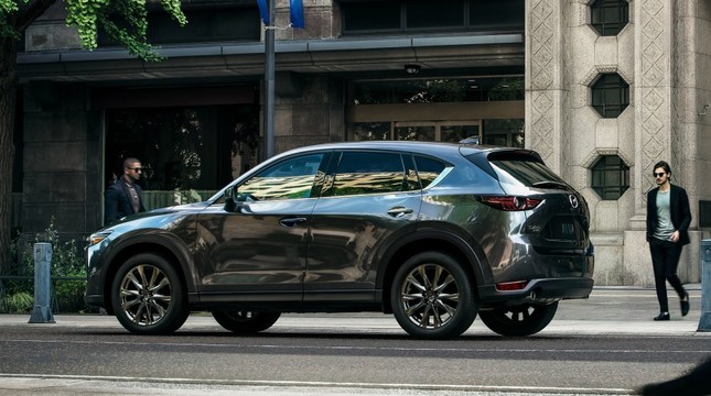 Mazda CX-5 Grand Touring Reserve và Signature sẽ có động cơ 2.5L tăng áp