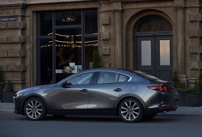 Mazda 3 thế hệ mới chính thức ra mắt với động cơ SkyActiv-X ảnh 3
