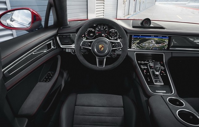 Gần 75.000 chiếc Porsche Panamera bị triệu hồi trên toàn cầu ảnh 1