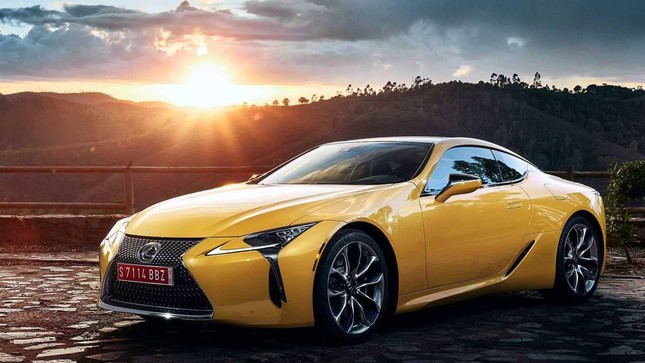 Top 10 mẫu xe bán chậm nhất tại thị trường Mỹ năm 2018 ảnh 1