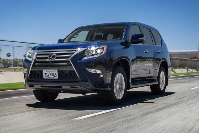 Triệu hồi hàng loạt xe Lexus nhập khẩu do lỗi túi khí tại Việt Nam ảnh 1