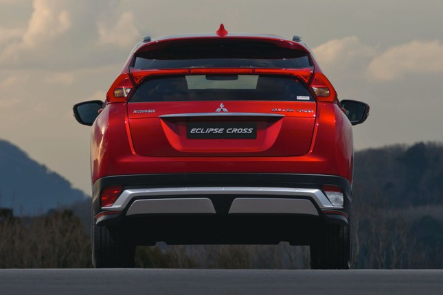 Mitsubishi Outlander mới bán chậm tại Mỹ ảnh 2