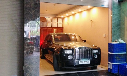 Xe siêu sang Rolls-Royce tứ quý 7 của bà Dương Thị Bạch Diệp ảnh 2