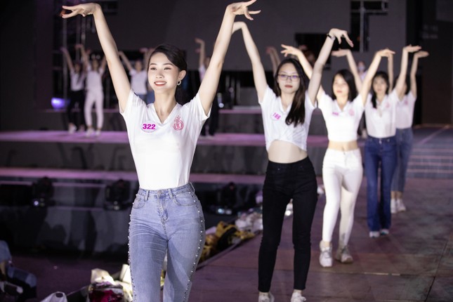 Biên đạo múa Kim Anh chia sẻ yếu tố quan trọng nhất để các thí sinh HHVN thể hiện ảnh 3