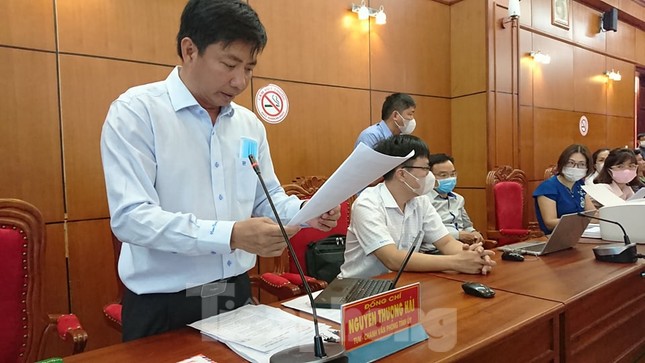 Các ứng viên vào 'phòng thi' tuyển chọn Bí thư huyện ủy ảnh 2