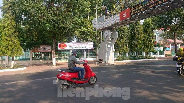 Hàng loạt quán xá ở Buôn Ma Thuột đóng cửa phòng chống dịch COVID-19 ảnh 3