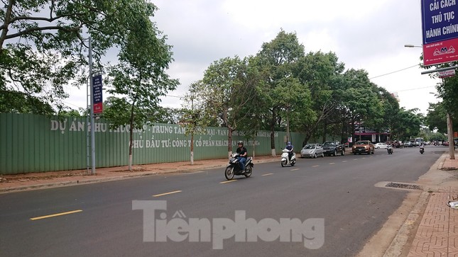 Bỏ hoang đất 'vàng' do năng lực yếu, hay cố tình không thu hồi? ảnh 2