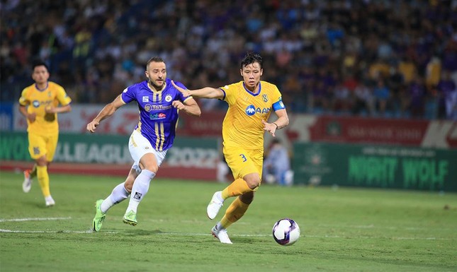 V-League 2023: Đánh bại TPHCM 2-1, HLV Phan Như Thuật có màn ra mắt hoàn hảo với SLNA ảnh 8