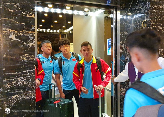 HLV Troussier dẫn U23 Việt Nam đến Qatar, ở khách sạn tuyển Đức từng đóng quân ảnh 2