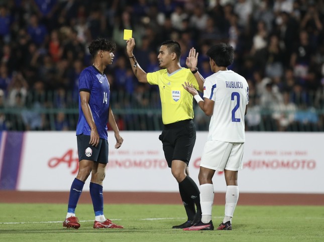 Trực tiếp U22 Campuchia vs U22 Philippines 1-0 (H2): Trận đấu rất nóng với va chạm của hai đội - Ảnh 2.