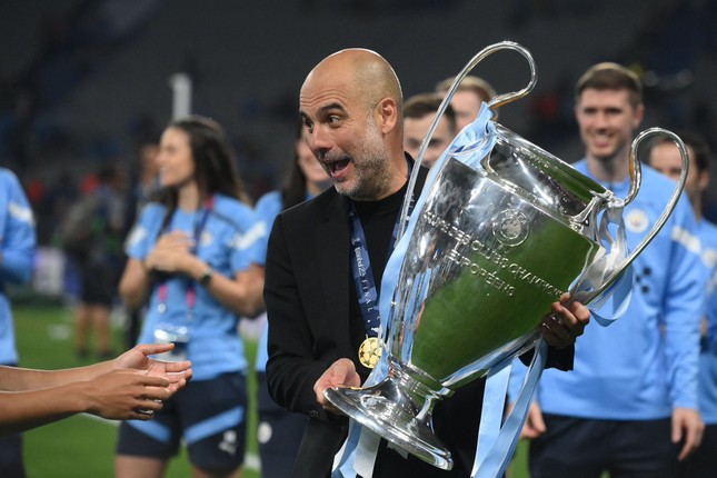 Pep Guardiola chửi thề trên truyền hình sau chức vô địch Champions League ảnh 1