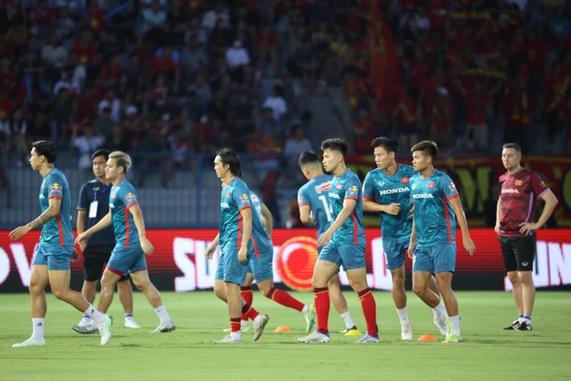 Vượt qua Hồng Kông (Trung Quốc) 1-0, ĐTVN có chiến thắng đầu tiên cùng HLV Troussier ảnh 29