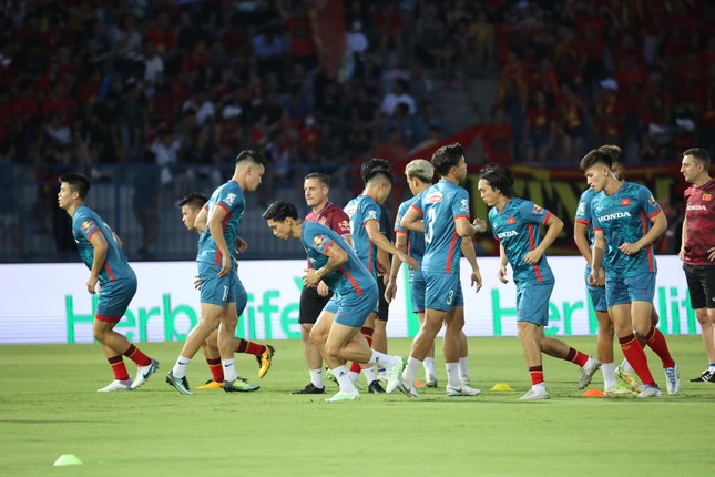 Vượt qua Hồng Kông (Trung Quốc) 1-0, ĐTVN có chiến thắng đầu tiên cùng HLV Troussier ảnh 27